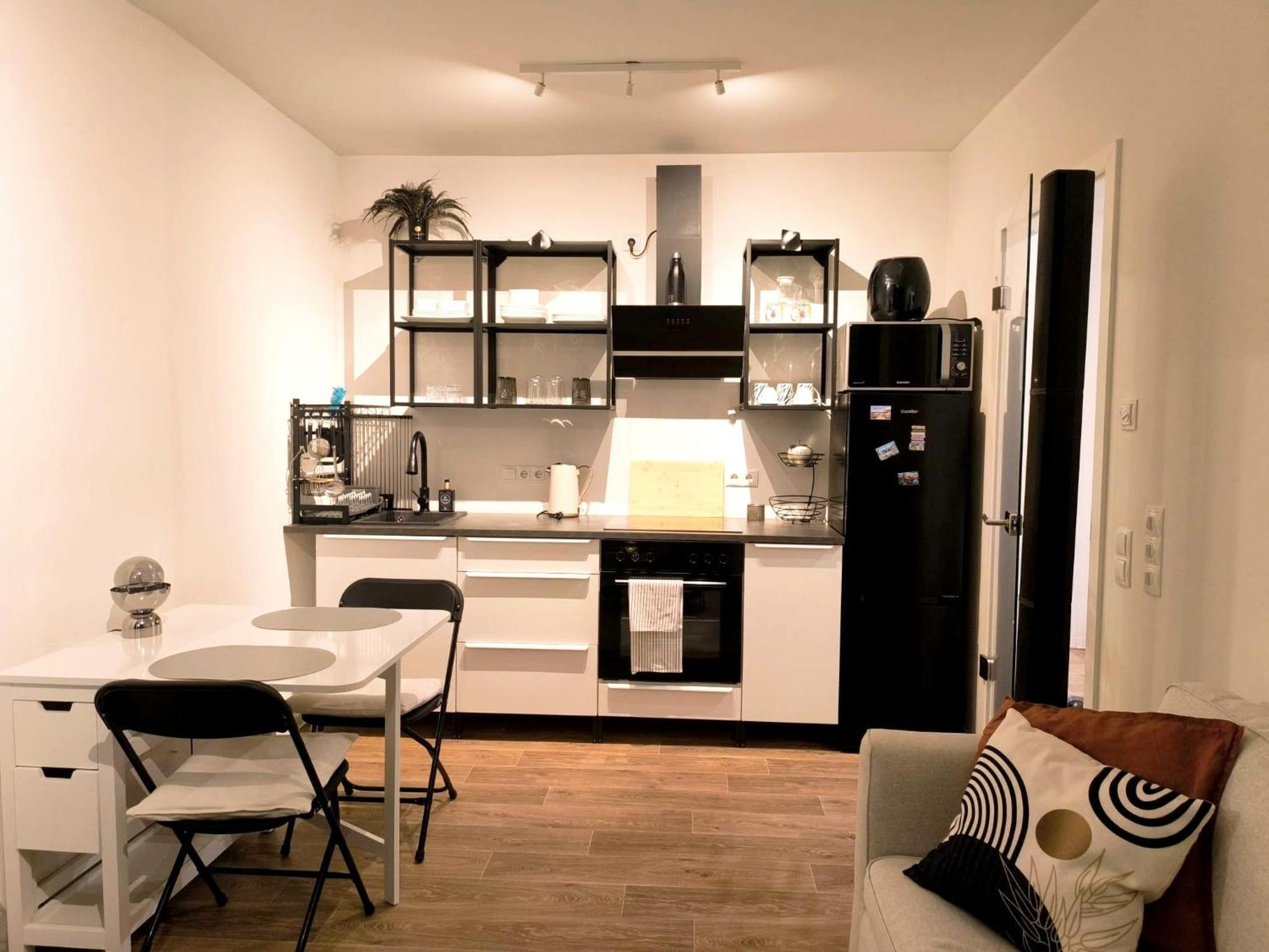 Modernes City-appartement Mit Separatem Schlafzimmer * Düsseldorf